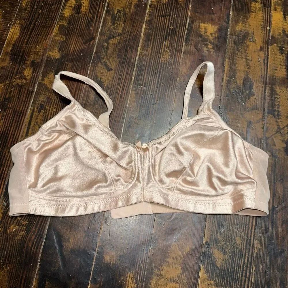 Amoena Rita 44B nude everyday comfortable wireless bra